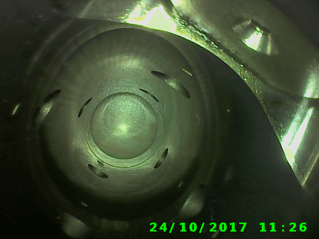 用工業內窺鏡檢測不銹鋼零部件內腔的工況